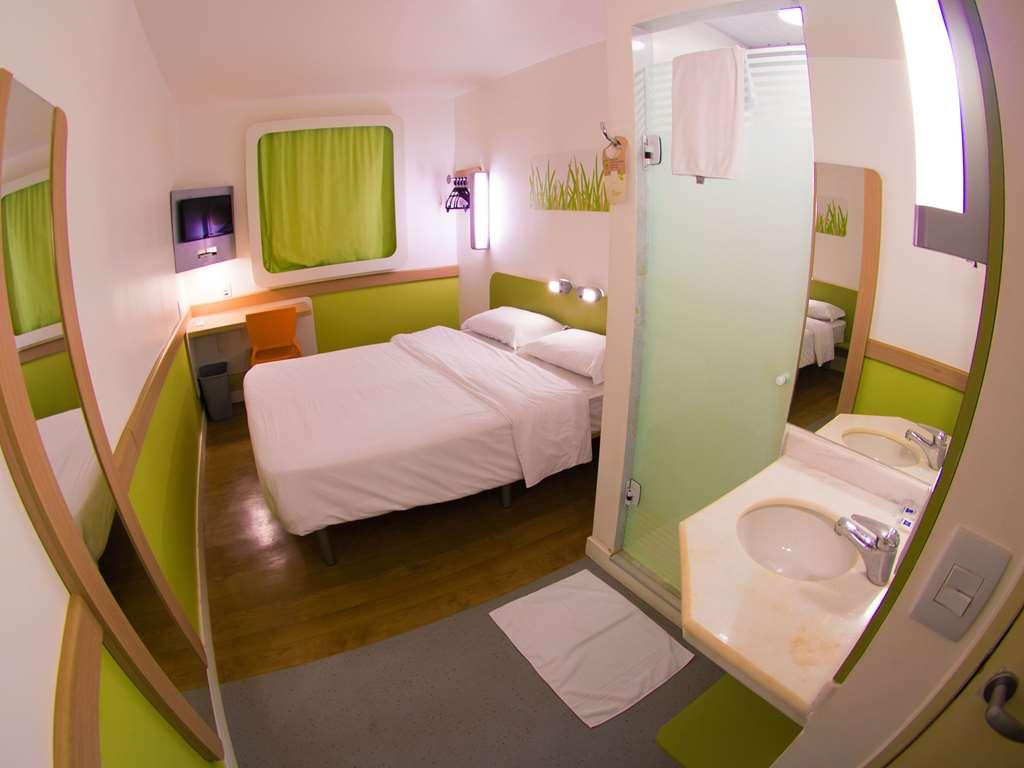 Ibis Budget Sertãozinho Quarto foto